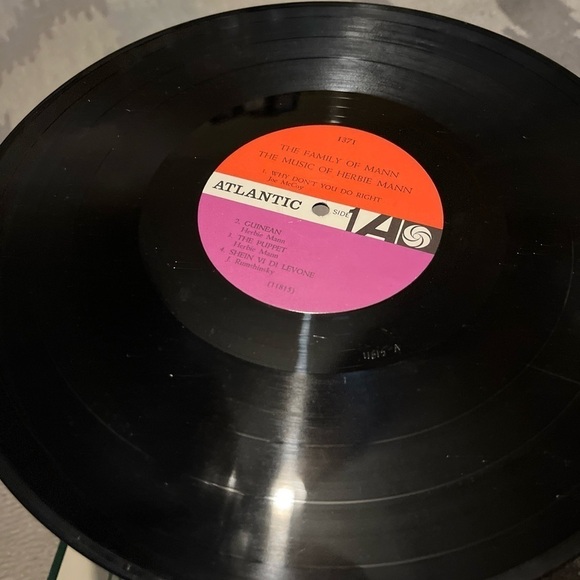 Herbie Mann - The Family of Mann vintage vinyl record from 1961 - Picture 5 of 10